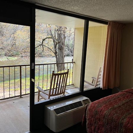 Newfound Lodge On The River Cherokee Bagian luar foto
