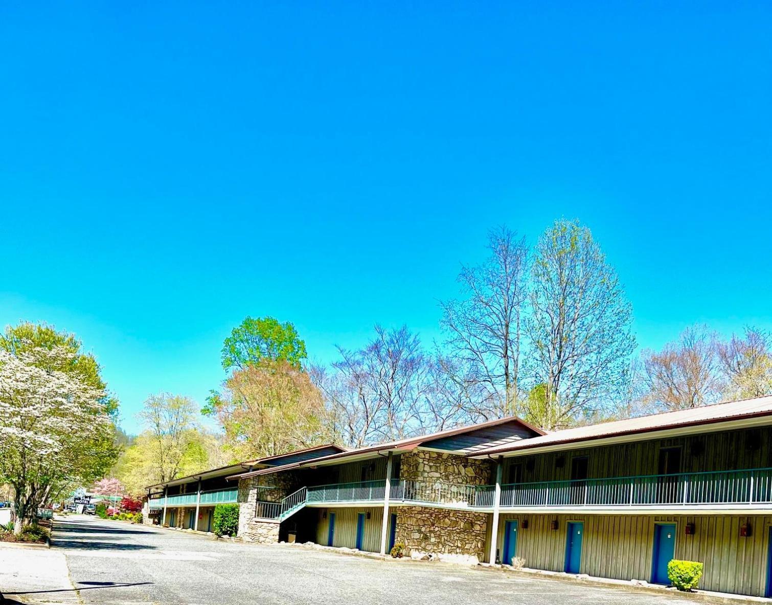 Newfound Lodge On The River Cherokee Bagian luar foto